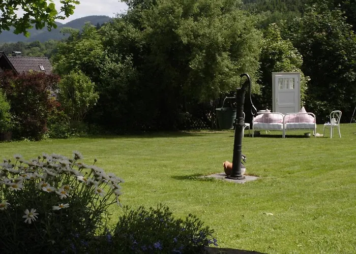 Klein Гостевой дом Бад-Ласфе